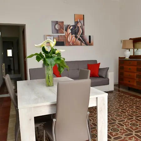 Holiday home Niria *